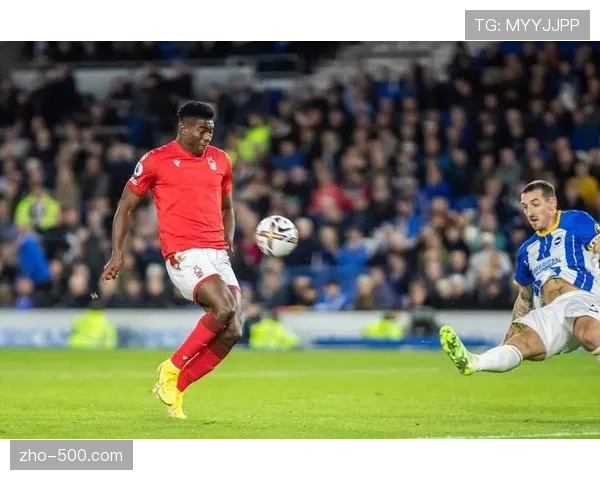 诺丁汉森林与狼队互交白卷 保级战中换人调整未能打破僵局